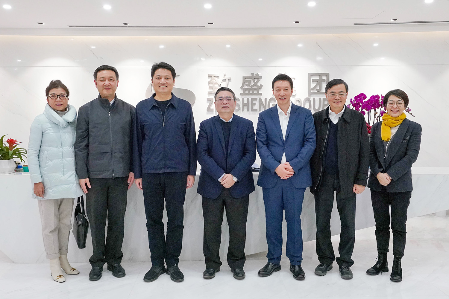 上海市人大常委会主任蒋卓庆带队赴上海致盛集团，调研张润斌代表工作小组