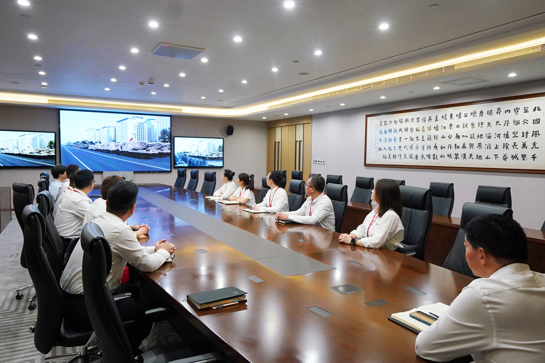 弘扬抗战精神，汲取奋进力量！上海致盛集团组织集中收看纪念中国人民抗日战争暨世界反法西斯战争胜利80周年大会
